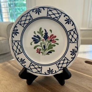 Set of Six VTG Johnson Brothers Provincial Scalloped Edge Bread & Butter Plates